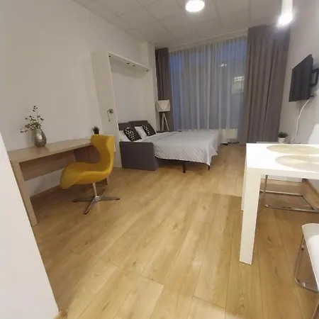 Zlatarooms 211 * Varsó